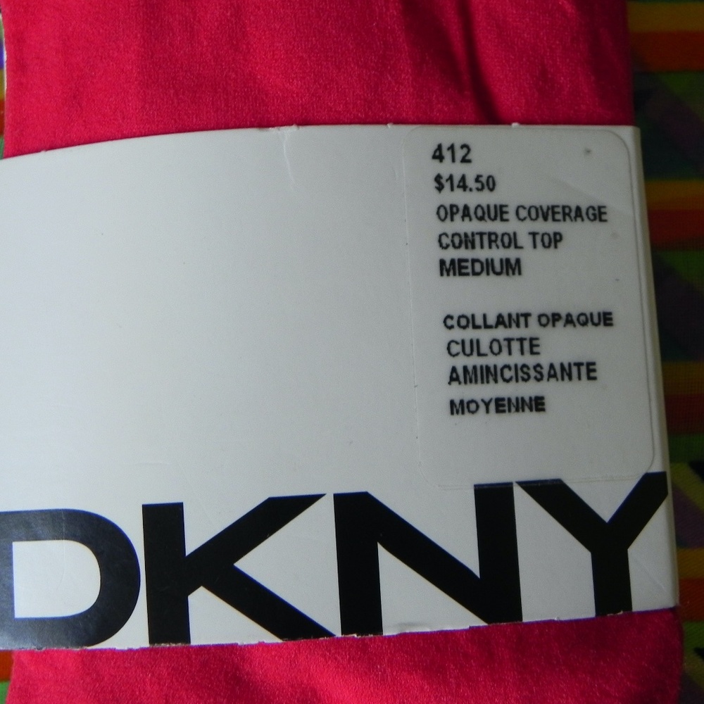 DKNY APAQUE COVERAGE CONTROL TOP  MEDIUM